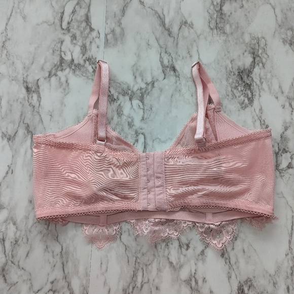 Victoria's Secret Pink Lace Bra size 38DD - Picture 2 of 6